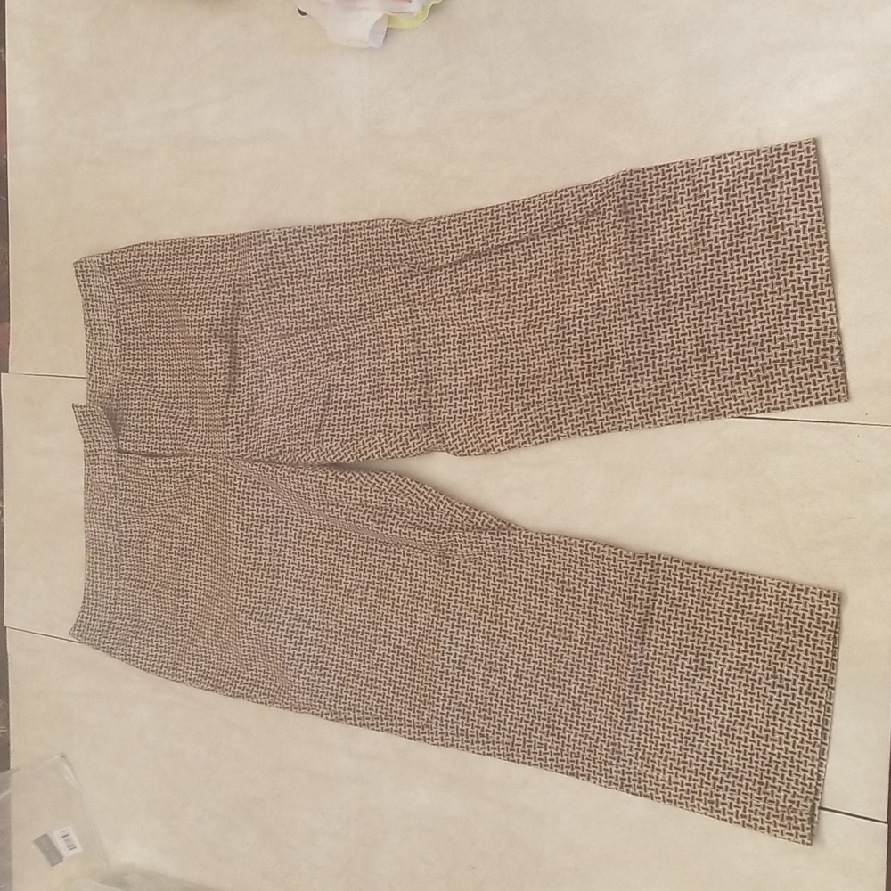 Women's capris